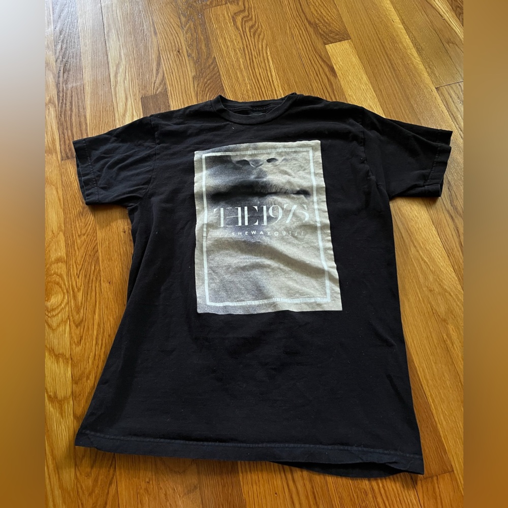 Size Medium The 1975 - “She Way Out” - Black Shirt - Concert merch